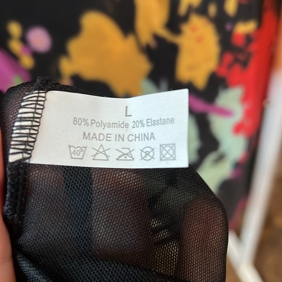 New. Men’s  / UNISEX Mesh Tank Top - Picture 5 of 6